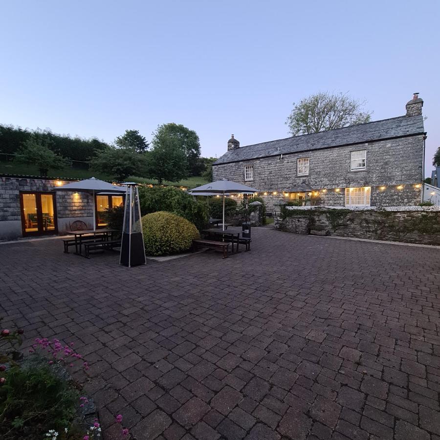 Ta Mill Holiday Cottages & Lodges -Ta Mill House Лонсестън Екстериор снимка
